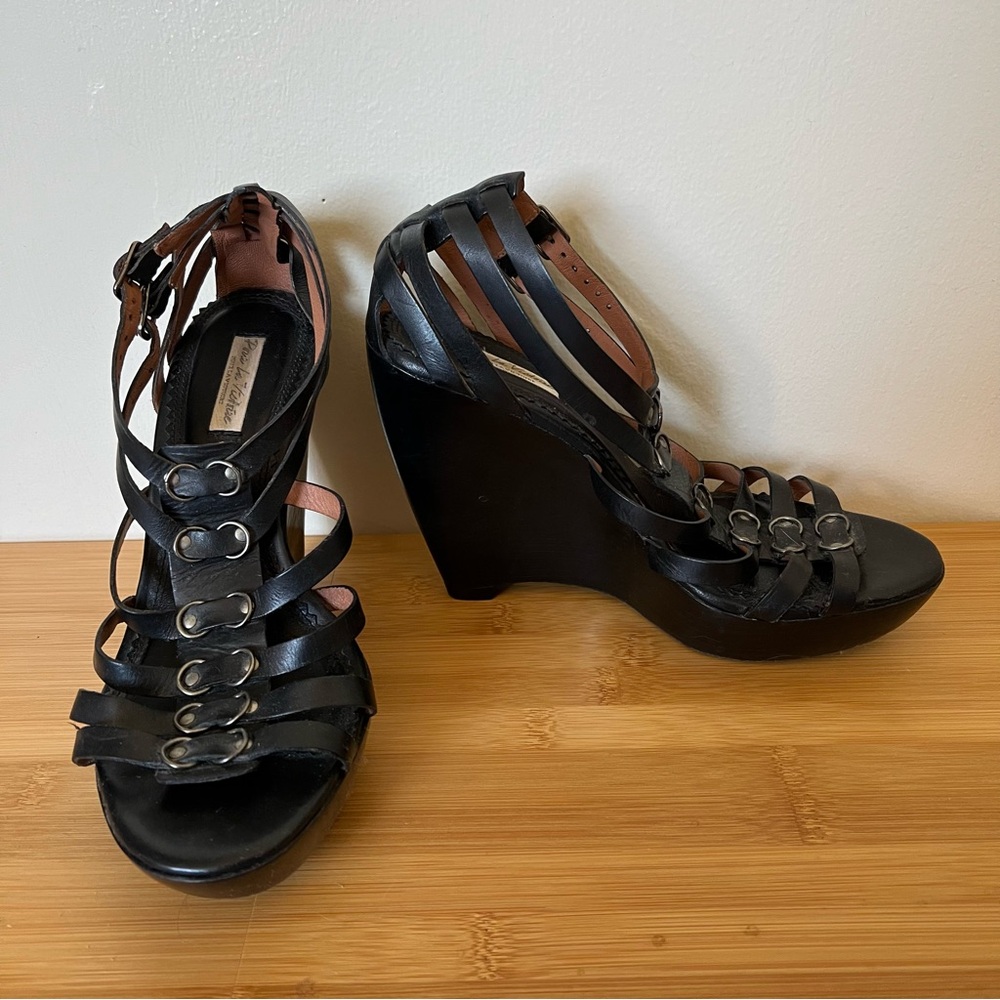 Pour La Victoire black moto buckle ring wedge sandals 8.5